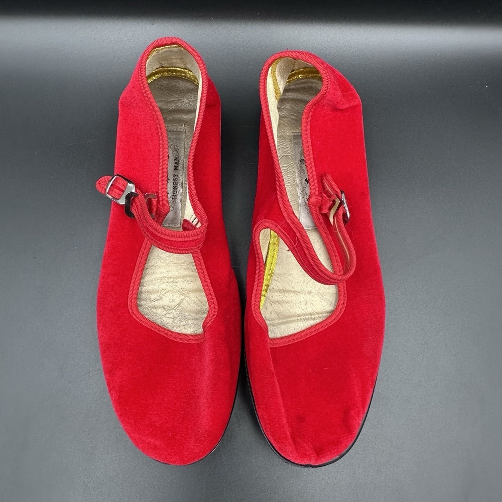 Red Velvet Mary Jane's Chinese Flats Size: 6.5 - Picture 2 of 10